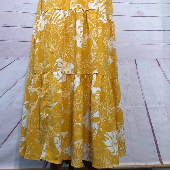 NWT Lulu’s Savanna Golden Yellow Floral Print Maxi Dress - Picture 7 of 11